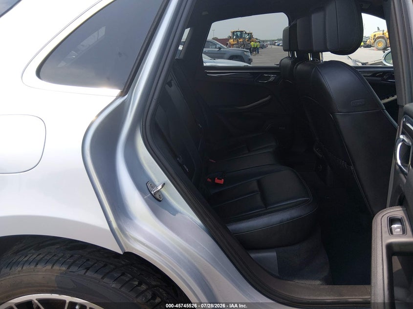 PORSCHE MACAN - zdjęcie 8