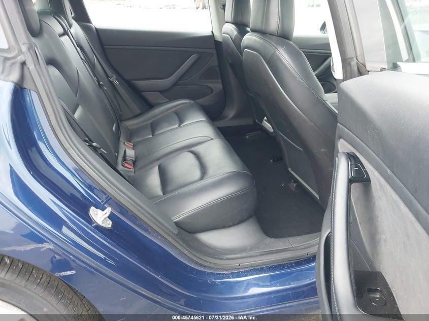2018 TESLA MODEL 3 auction photo 8