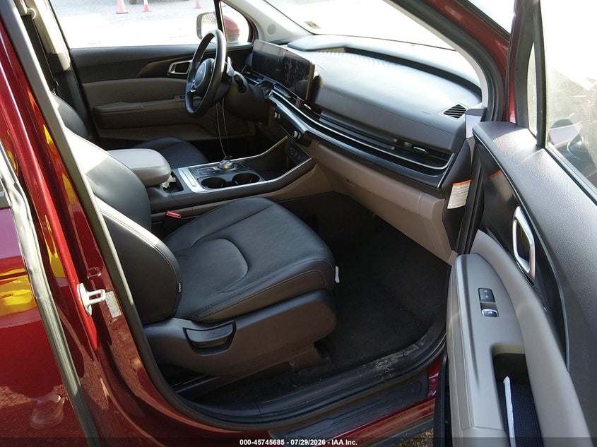2026 KIA CARNIVAL MPV HYBRID auction photo 5