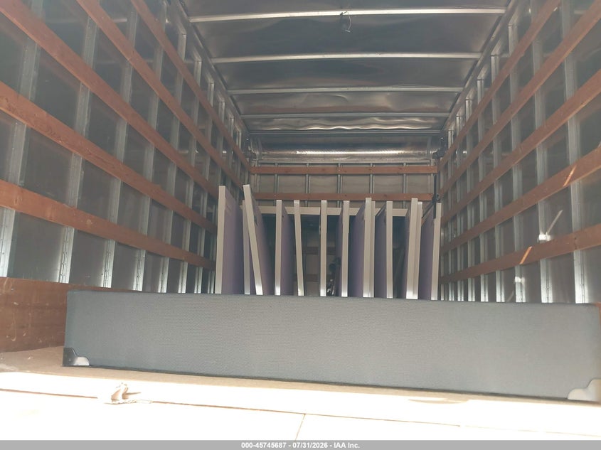 2023 ISUZU NPR HD auction photo 6