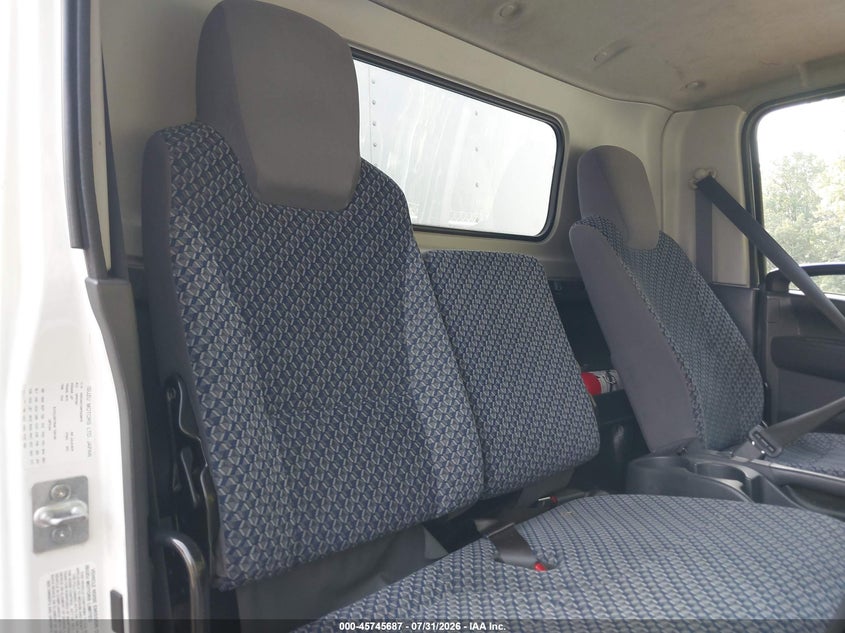2023 ISUZU NPR HD auction photo 7