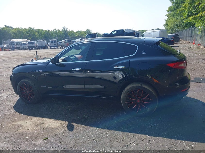 MASERATI LEVANTE - zdjęcie 15