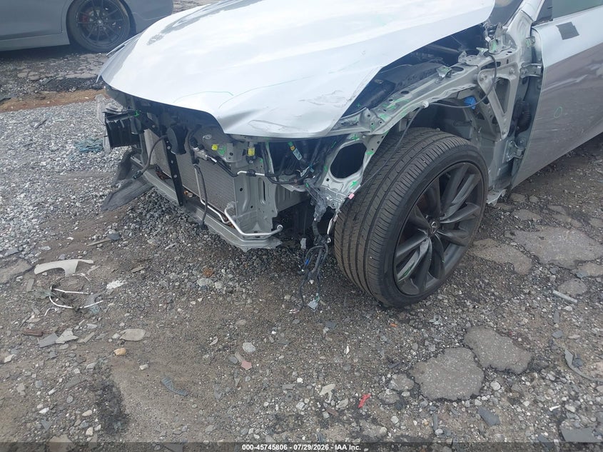 2024 LEXUS IS 350 auction photo 6