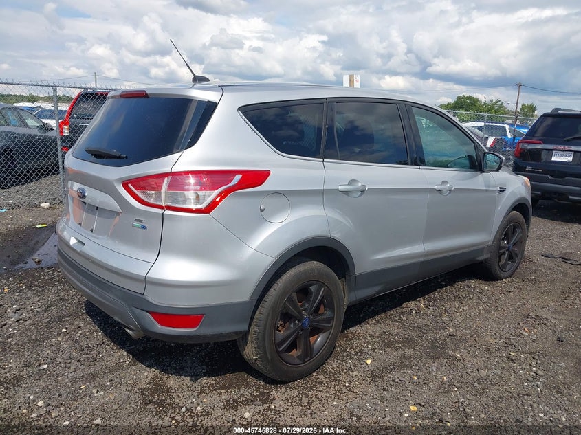 Vin: 1fmcu9gx4euc08984, lot: 46244532, ford escape se 20144