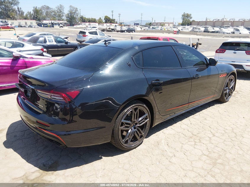 2022 MASERATI QUATTROPORTE auction photo 4