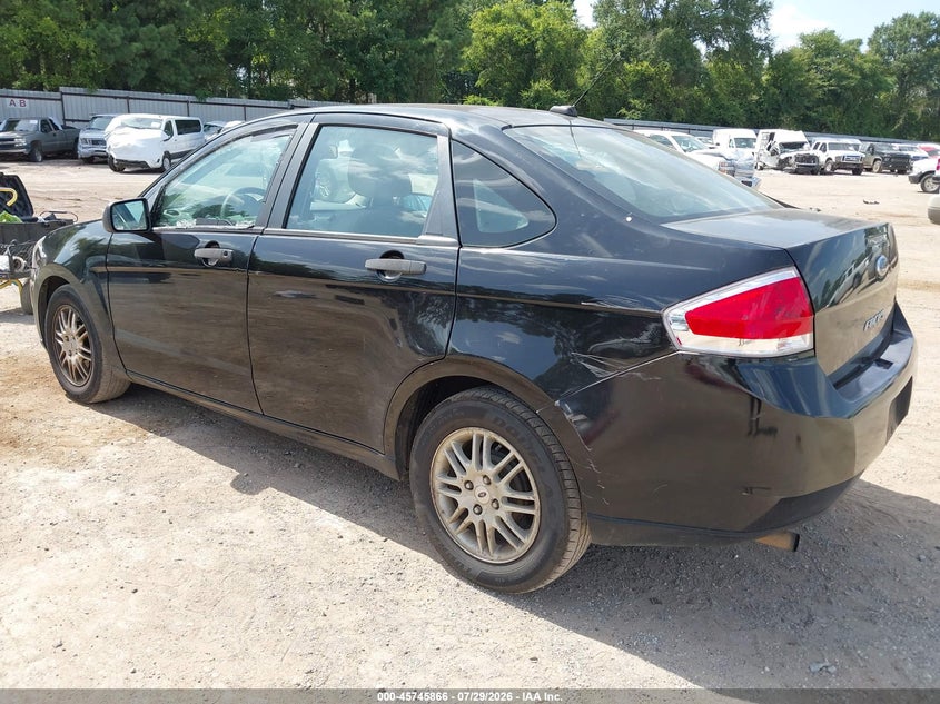Vin: 1fahp3fn5bw147651, lot: 46244570, ford focus se 20113