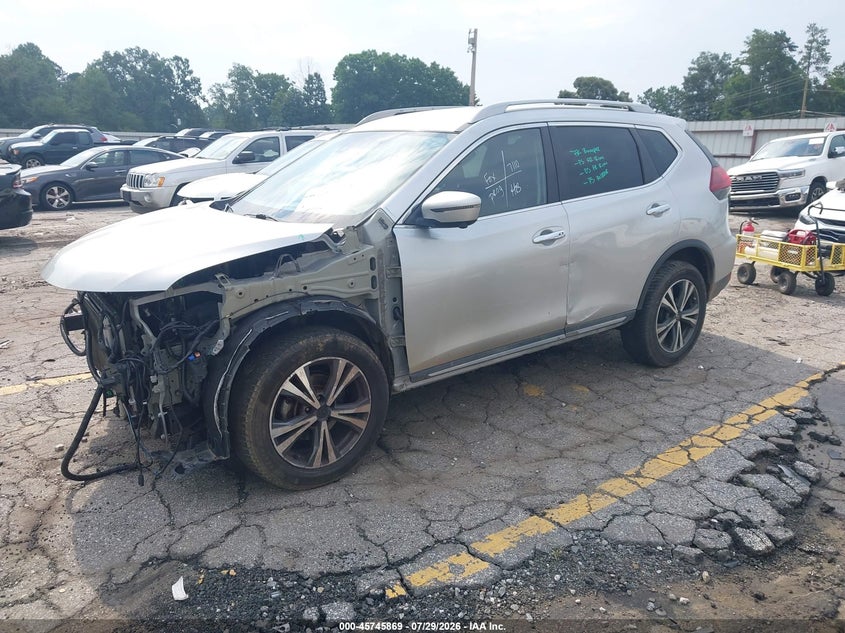 2018 NISSAN ROGUE auction photo 2