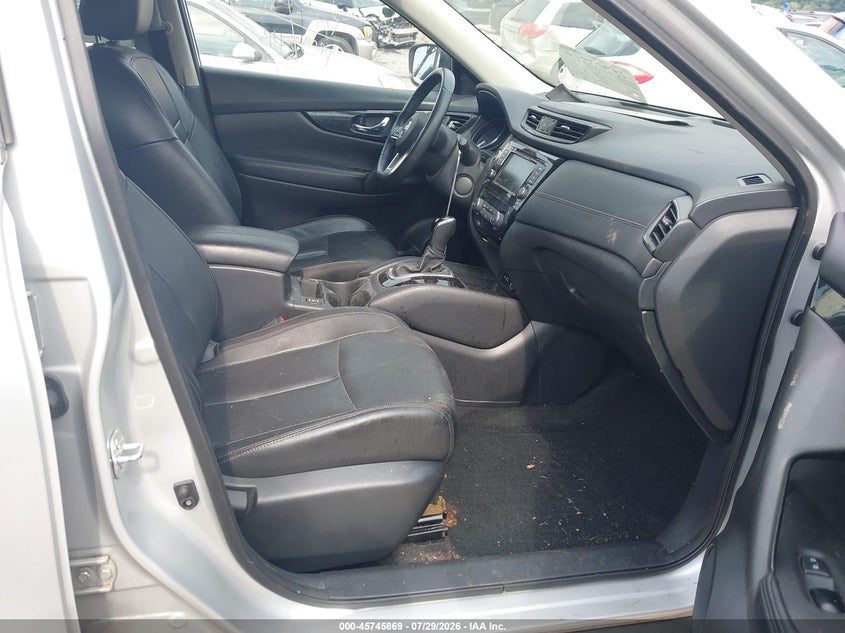 2018 NISSAN ROGUE auction photo 5