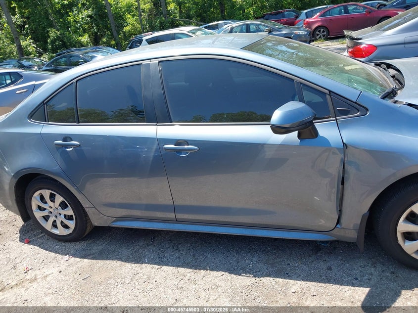 TOYOTA COROLLA - zdjęcie 13