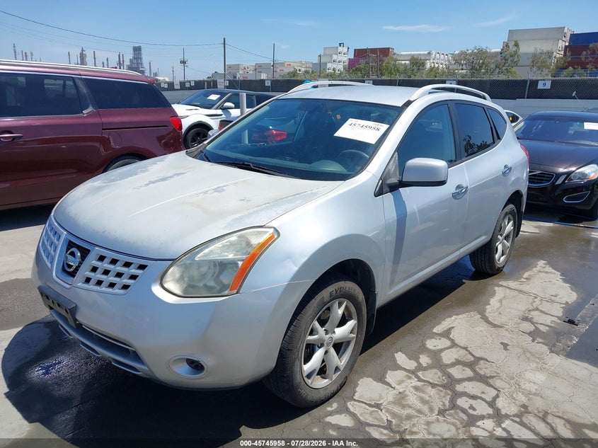 2010 NISSAN ROGUE auction photo 2