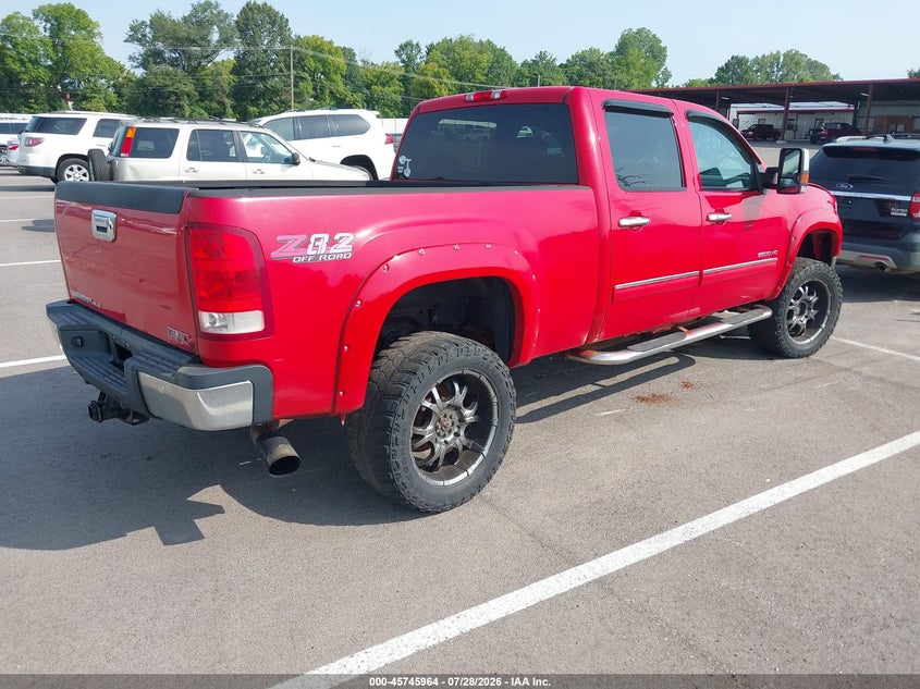 2011 GMC SIERRA 2500HD auction photo 4