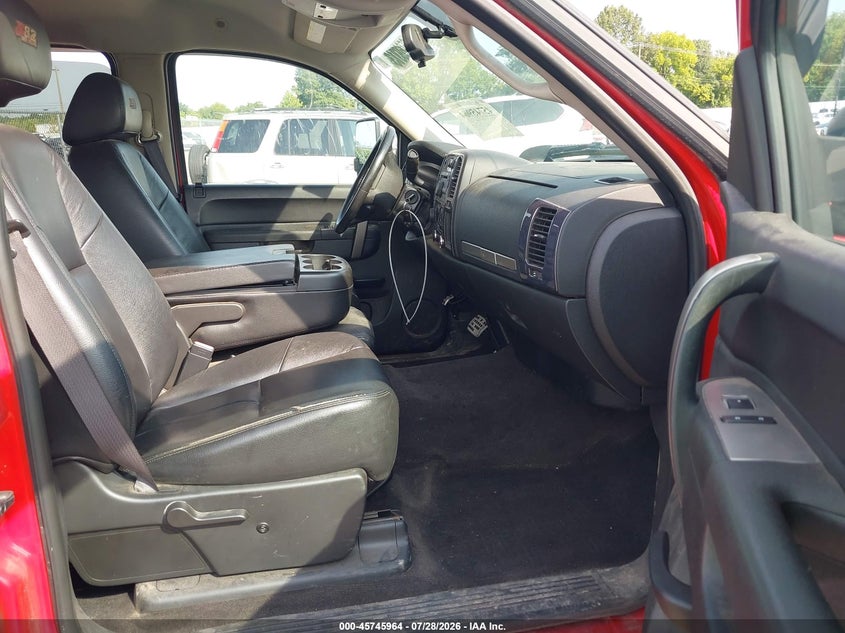 2011 GMC SIERRA 2500HD auction photo 5