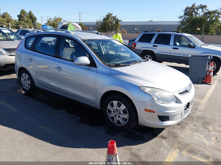 2011 HYUNDAI ELANTRA TOURING auction photo 1