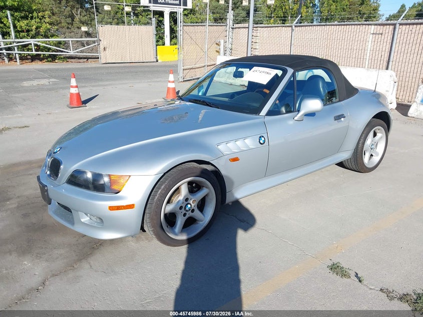 1997 BMW Z3, Правый бок, IAAI, VIN 4USCJ332XVLC08074 — фото 2