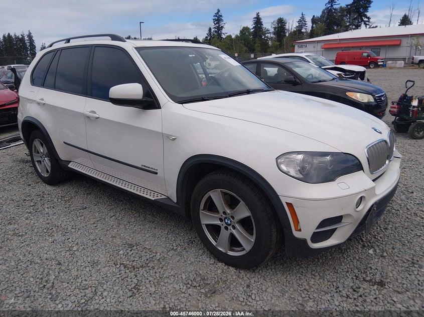 Vin: 5uxzw0c57bl370293, lot: 46244704, bmw x5 xdrive35d 2011 img_1