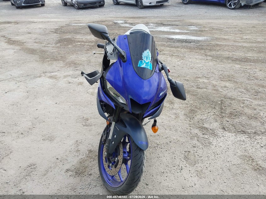 2023 YAMAHA YZFR3 auction photo 5