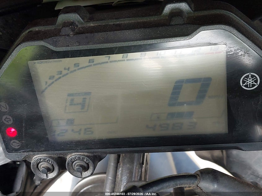 2023 YAMAHA YZFR3 auction photo 7