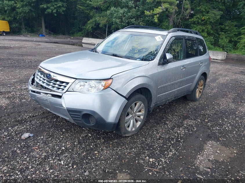 Vin: jf2shadc0dg418813, lot: 46244847, subaru forester 2.5x premium 20132