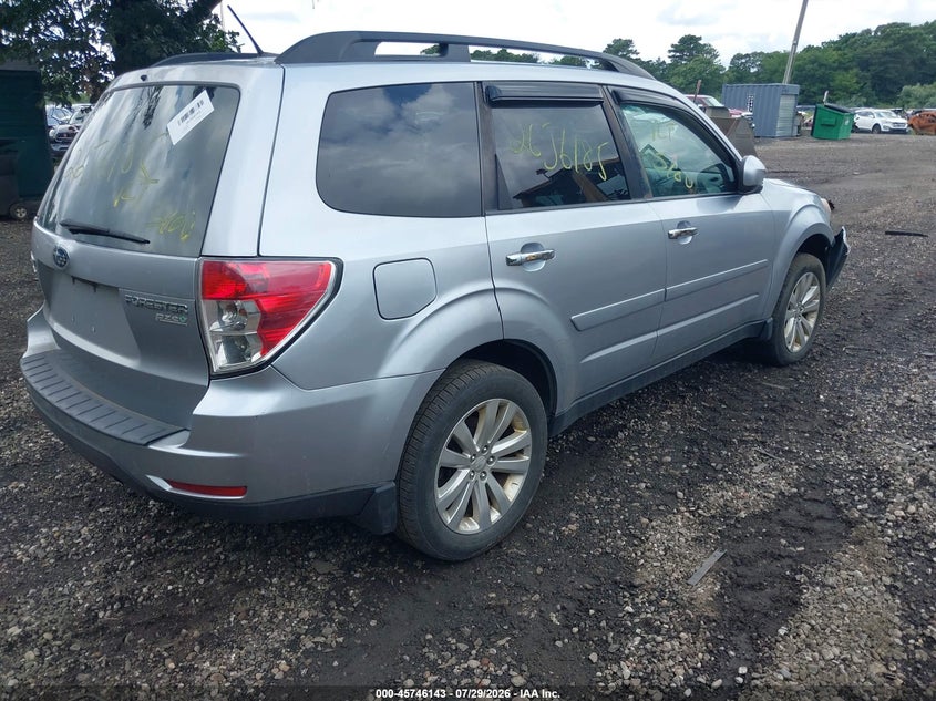 Vin: jf2shadc0dg418813, lot: 46244847, subaru forester 2.5x premium 20134