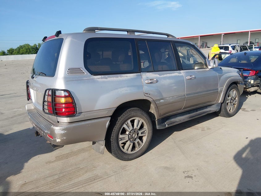 1999 TOYOTA LAND CRUISER auction photo 4