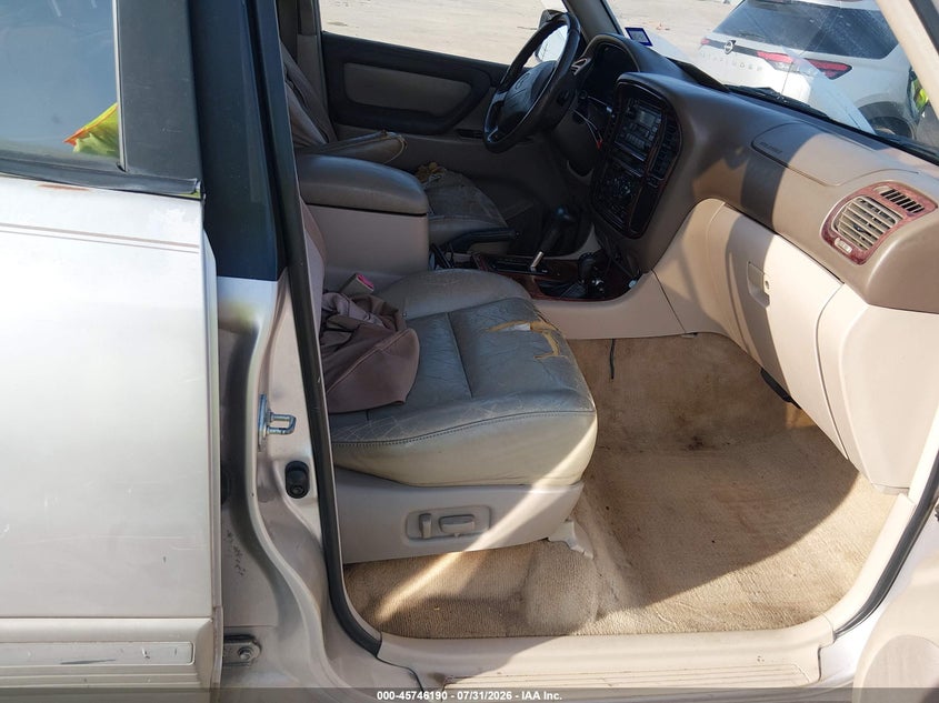 1999 TOYOTA LAND CRUISER auction photo 5