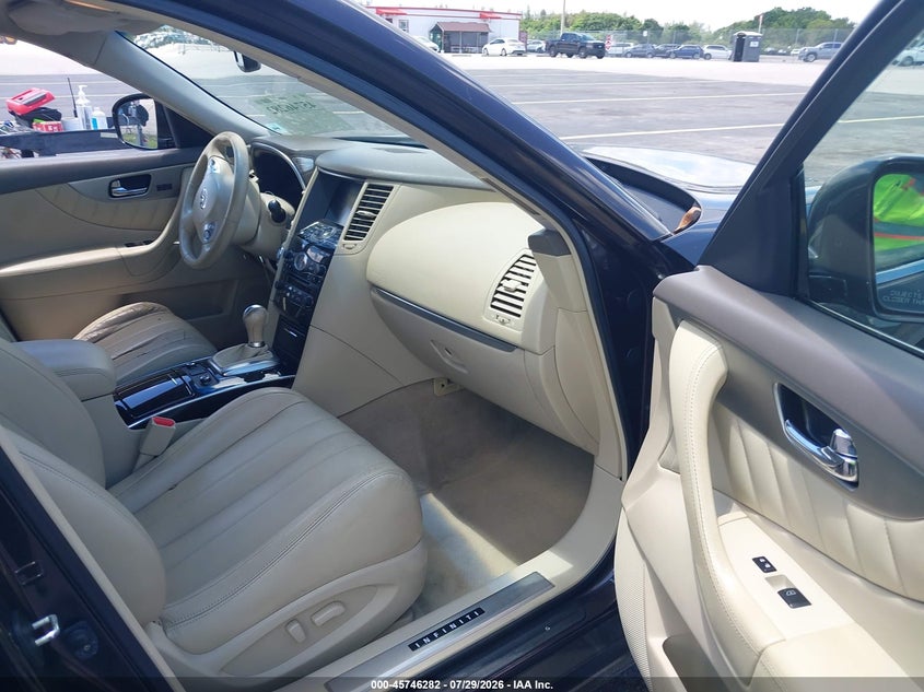 2013 INFINITI FX37 auction photo 5