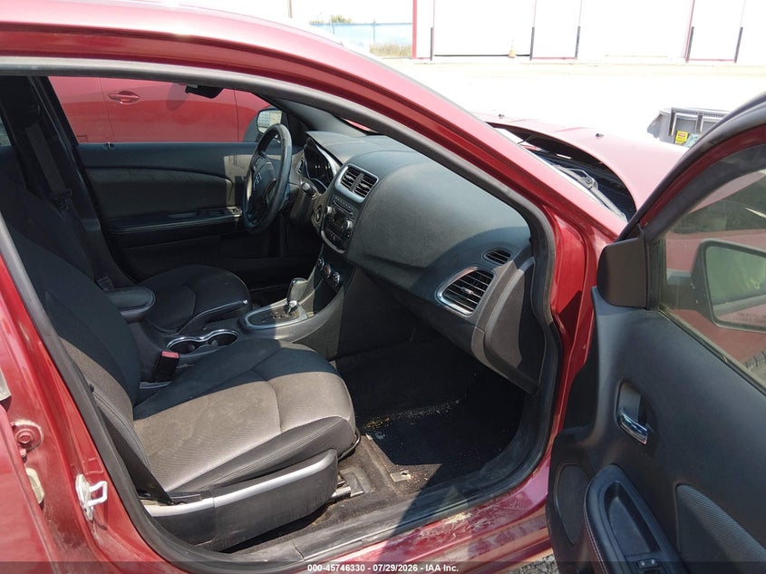 2014 DODGE AVENGER auction photo 5