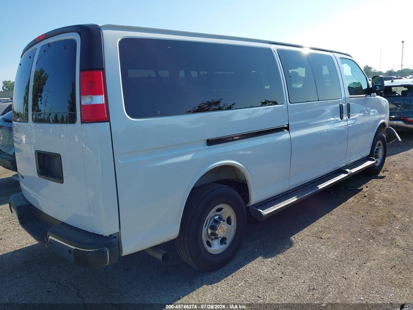 Vin: 1gazgpfpxs1261593, lot: 46245078, chevrolet express passenger rwd 3500 extended wheelbase lt 20254
