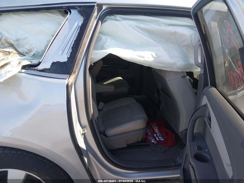 2014 CHEVROLET TRAVERSE auction photo 8