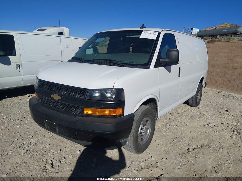 2022 CHEVROLET EXPRESS CARGO auction photo 2