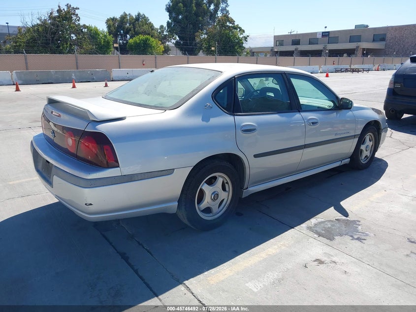 2001 CHEVROLET IMPALA auction photo 4