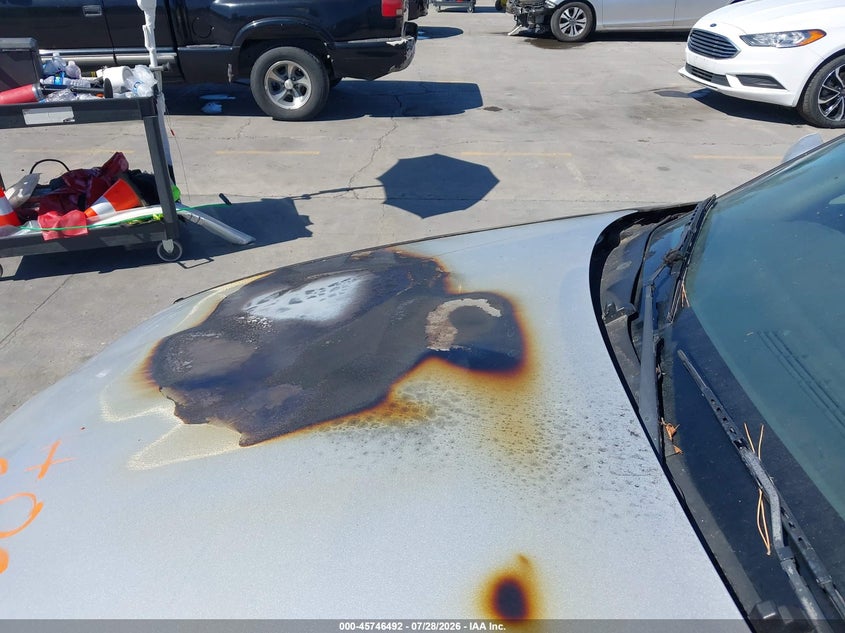 2001 CHEVROLET IMPALA auction photo 6