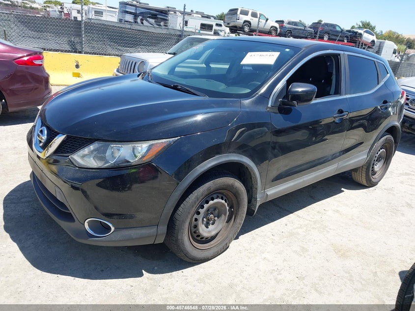 2017 NISSAN ROGUE SPORT auction photo 2