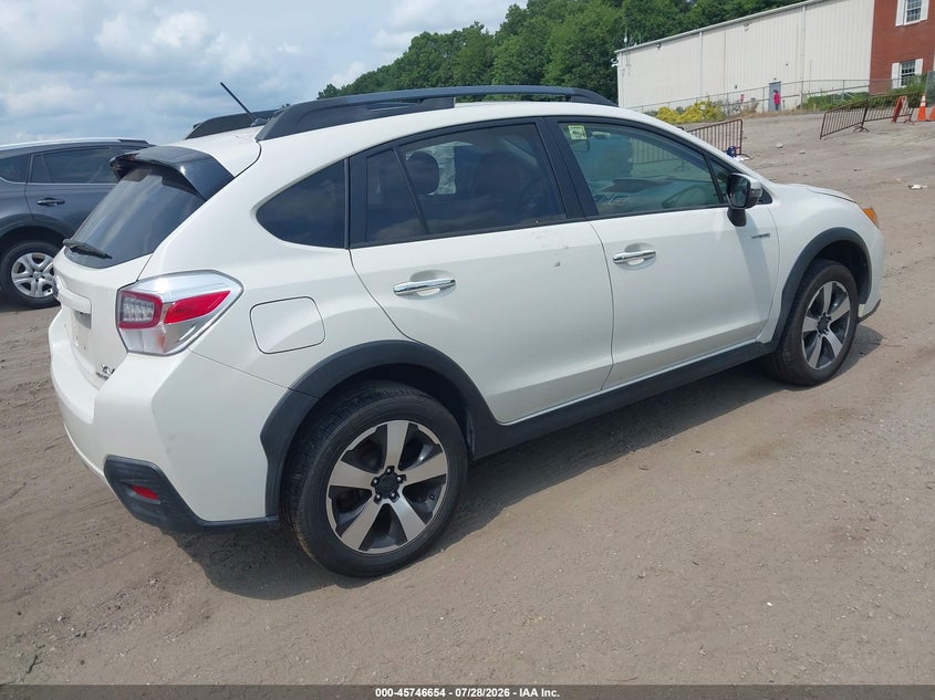2015 SUBARU XV CROSSTREK HYBRID auction photo 4