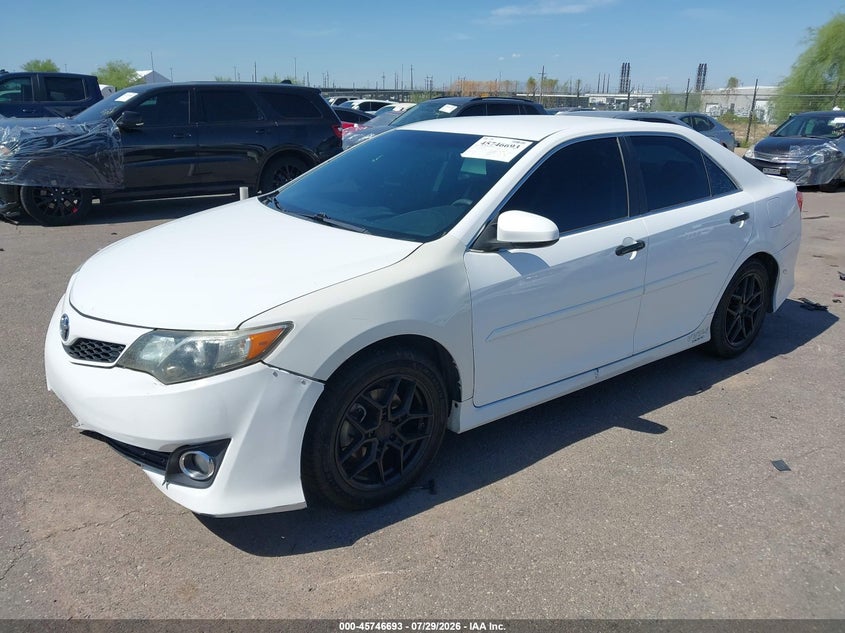 Vin: 4t1bf1fk5du243108, lot: 46245397, toyota camry se 20132