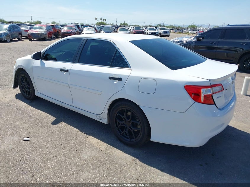 Vin: 4t1bf1fk5du243108, lot: 46245397, toyota camry se 20133