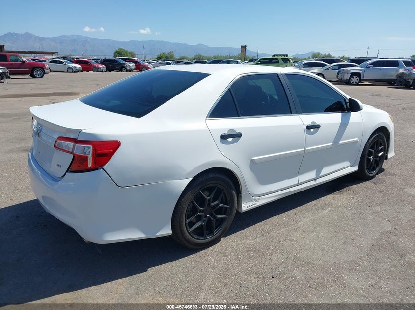 Vin: 4t1bf1fk5du243108, lot: 46245397, toyota camry se 20134