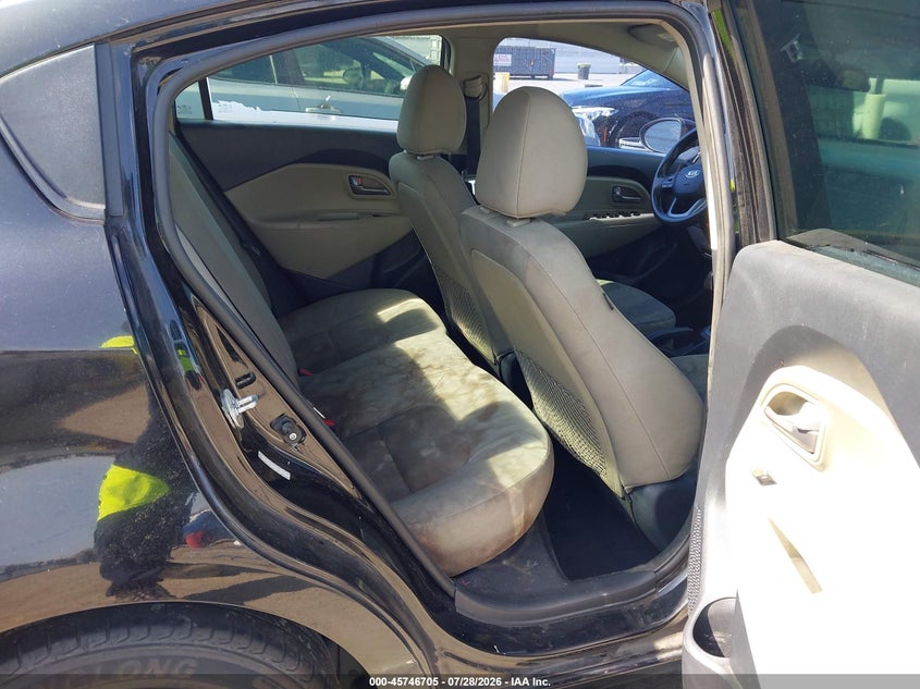 2015 KIA RIO auction photo 8