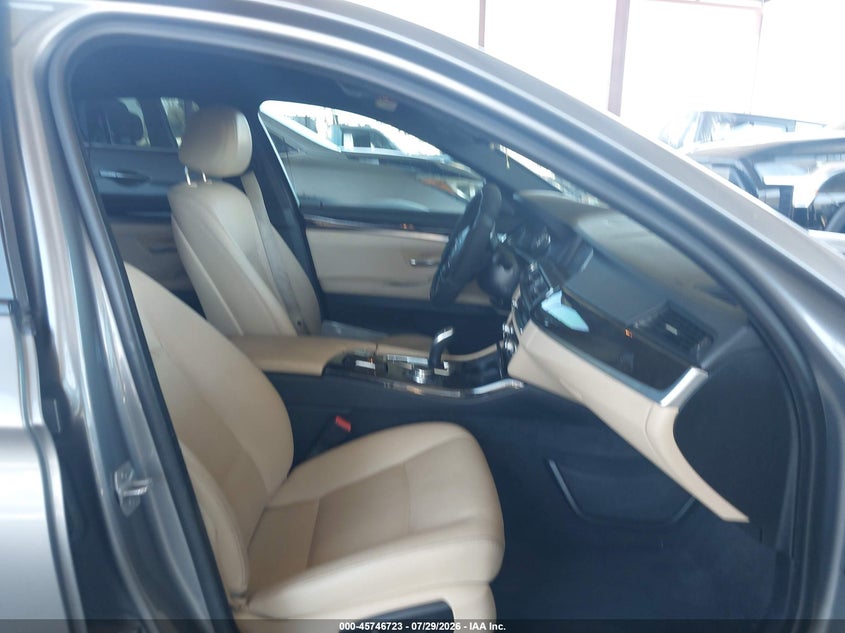 2016 BMW 535I auction photo 5