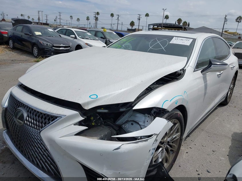 2019 LEXUS LS 500 auction photo 2