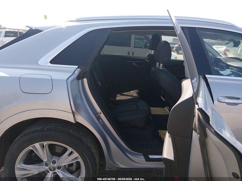 2019 AUDI Q8 auction photo 8