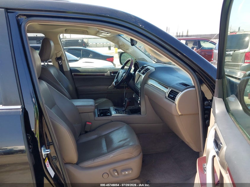 2016 LEXUS GX 460 auction photo 5