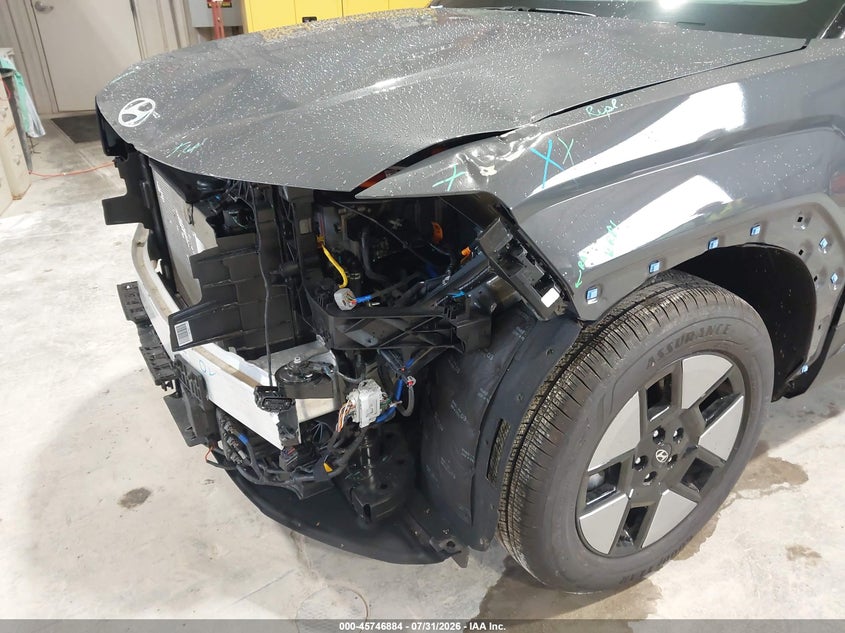 2026 HYUNDAI SANTA FE HYBRID auction photo 6