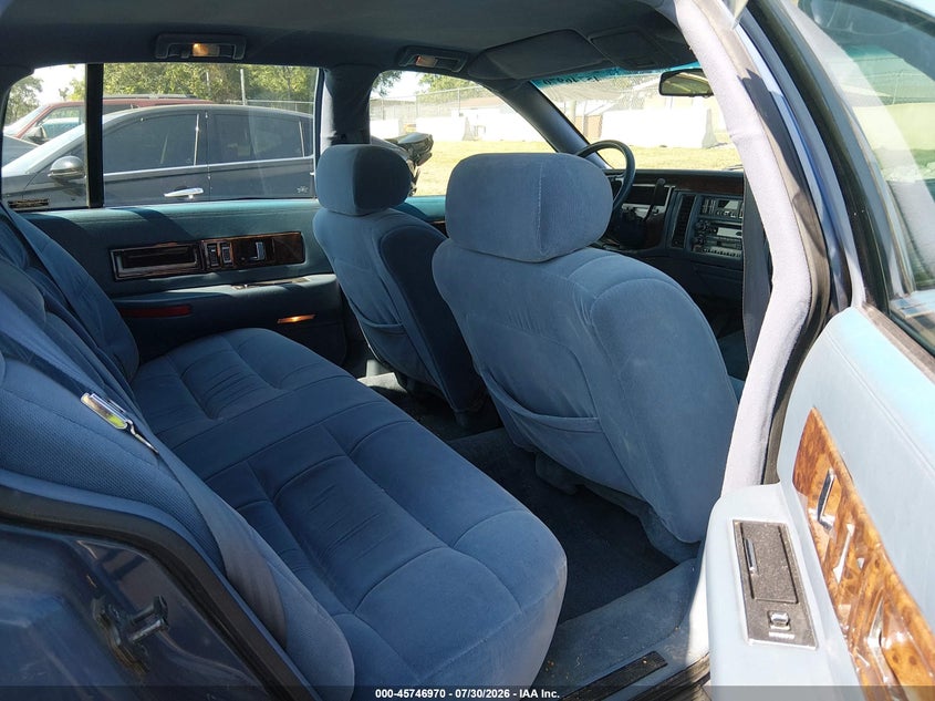 1994 CADILLAC FLEETWOOD auction photo 8