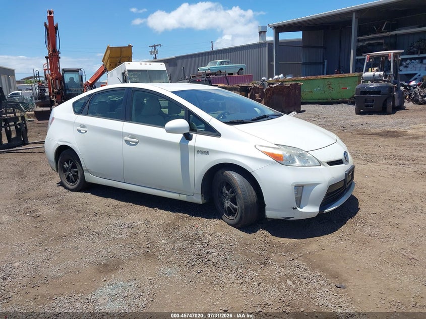 2014 TOYOTA PRIUS auction photo 1