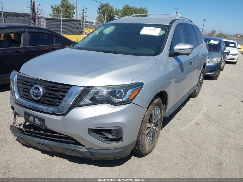 2019 NISSAN PATHFINDER auction photo 2