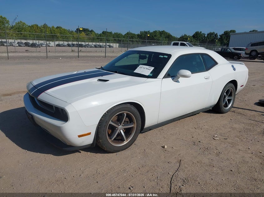 2011 DODGE CHALLENGER · Фото 2