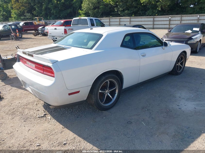 2011 DODGE CHALLENGER · Фото 4