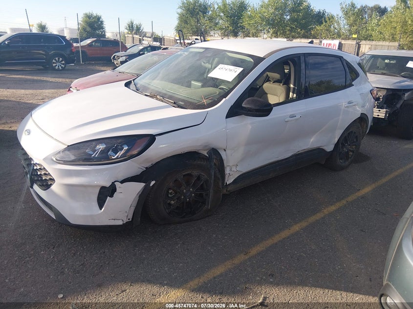 Vin: 1fmcu9bz2lub83735, lot: 46245778, ford escape se sport 20202