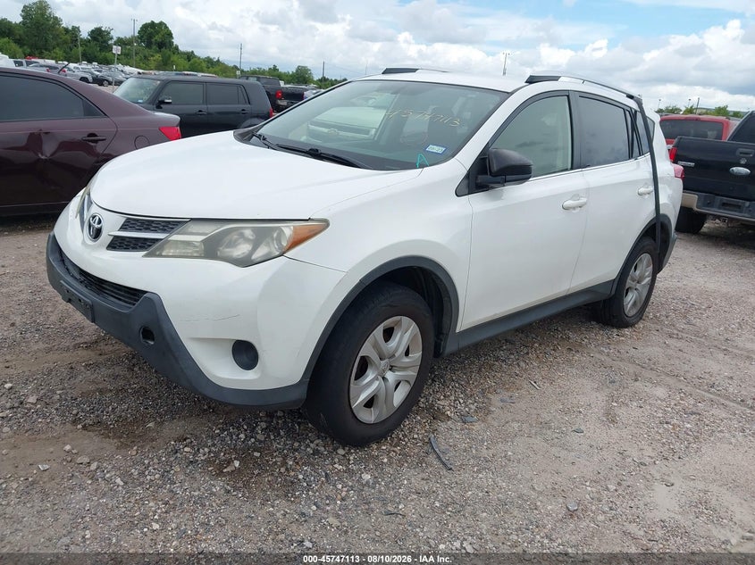 2015 Toyota RAV 4, Обычный износ, IAAI, VIN JTMZFREV0FJ051581 — фото 2